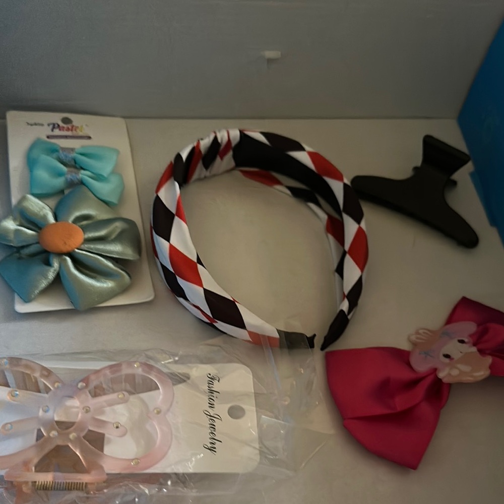 Red and Black Hair Accessories Collection with Stylish Bows and Clips